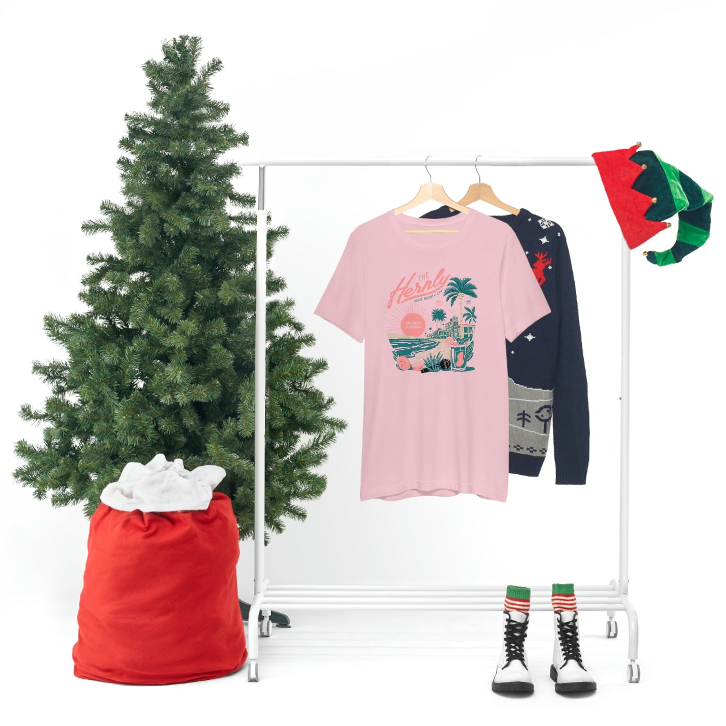 The Henly House Resort and Spa - Unisex t-shirt